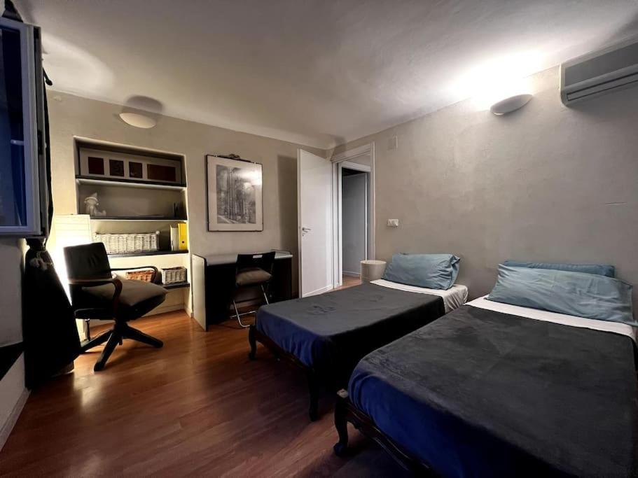 San Lorenzo Central Apartment ジェノヴァ エクステリア 写真